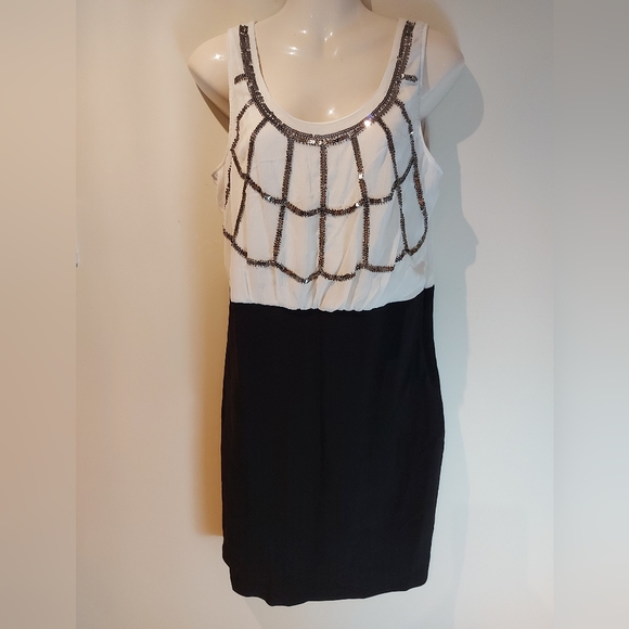 ❣️Ladies sequin white/black dress size XL (#308) - Picture 1 of 12